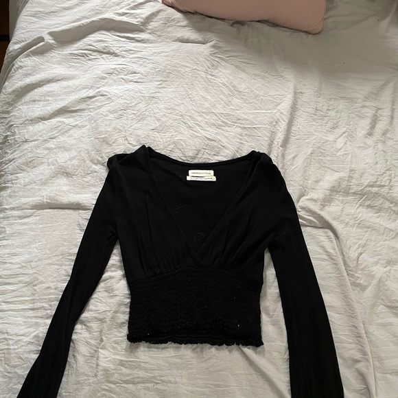 long sleeved going out crop top - Picture 2 of 2